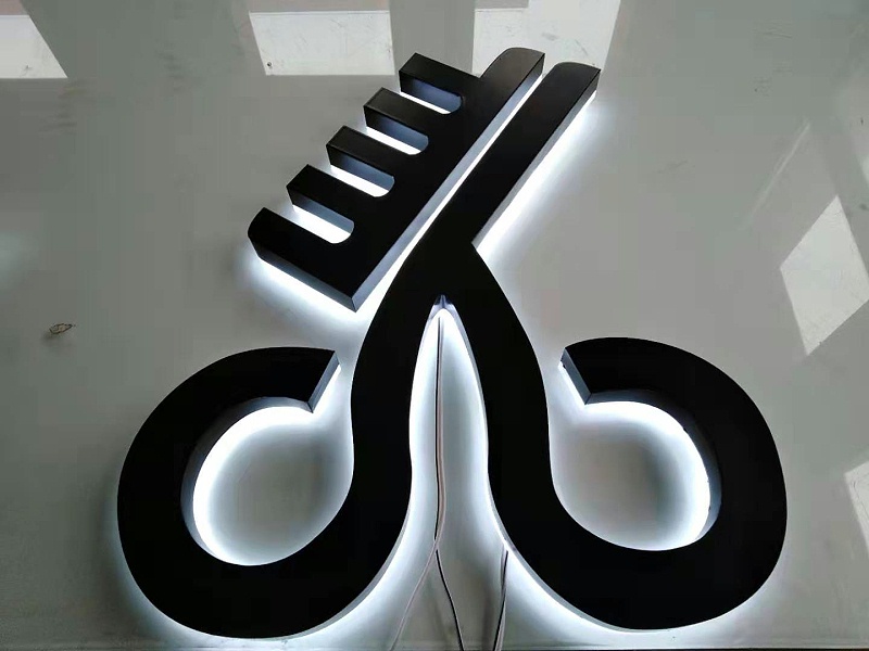 懸空背發光字