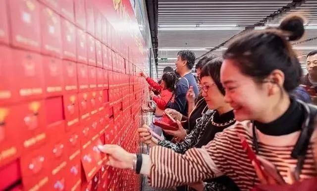 唯有這些抓人眼球的戶外廣告才配叫創意！標識主也滿意4