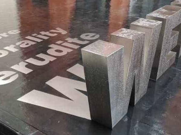 led不銹鋼平面金屬亞克力發光字